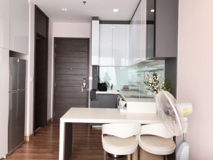 Ivy Ampio <strong>flat apartment condo for rent near Thailand Cultural Centre MRT</strong>