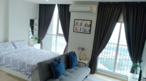 Noble Revolve Ratchada <strong>flat apartment condo for rent near Thailand Cultural Centre MRT</strong>