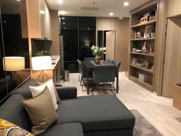 Noble Ploenchit condo Bangkok