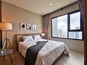 Life Asoke <strong>flat apartment condo for rent near Phetchaburi MRT</strong>